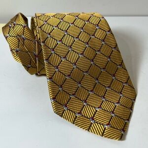 Robert Talbott Best of Class Made in USA 100% Silk Elegant Gold Patterned Tie
